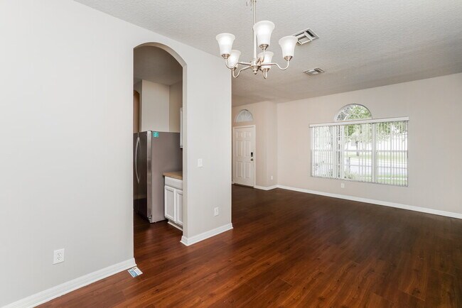 Foto del edificio - 13035 Haverhill Dr