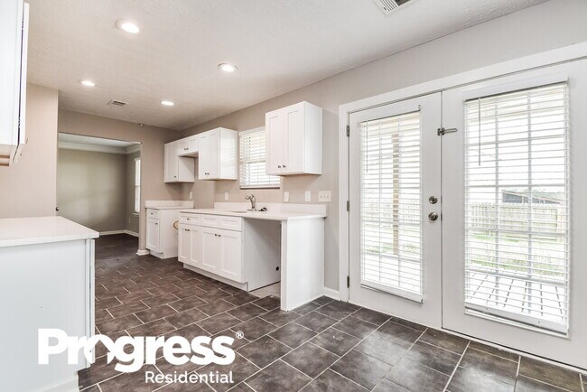 Building Photo - 1337 Ivey Pointe Dr SE
