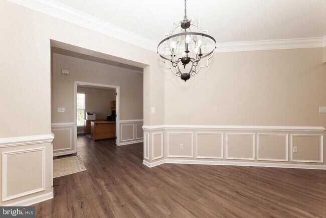 Foto del edificio - 1011 Martin Dr