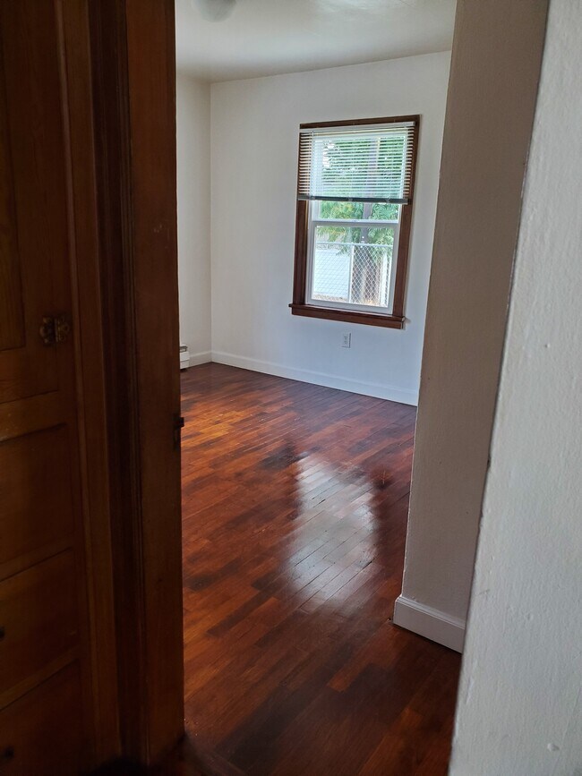 dormitorio - 807 St Helens St