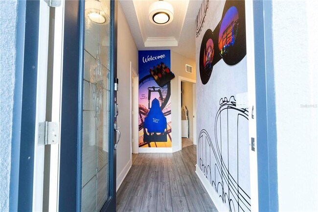 Foto del edificio - 7958 Haverhill Way