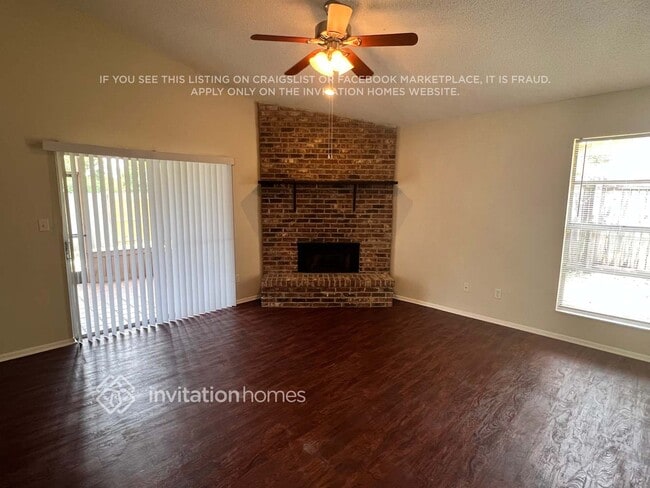 Building Photo - 1380 San Diego Ct