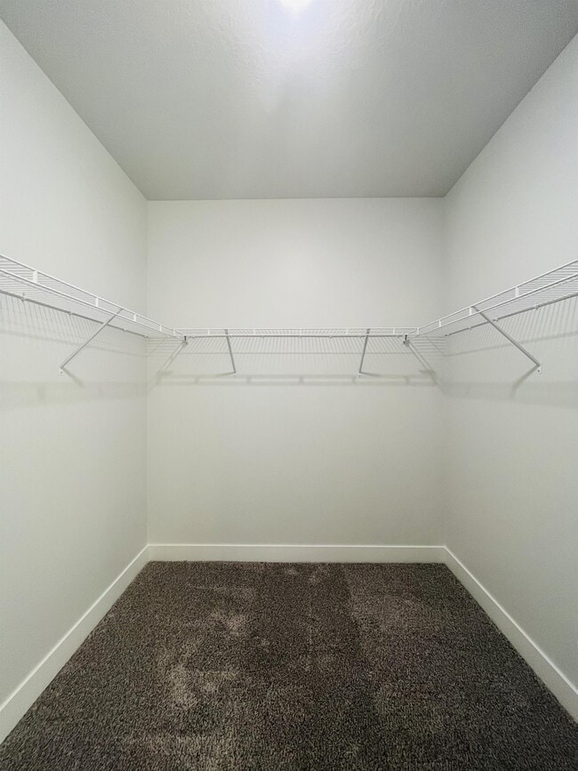 Building Photo - 3363 Hardman Way