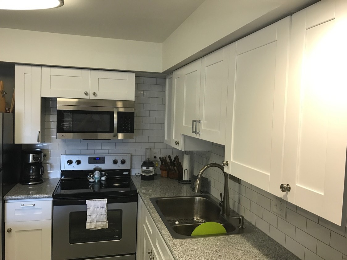Primary Photo - 4209 W North A St