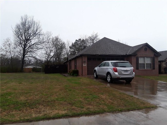 Building Photo - 979 South Hoddle Place