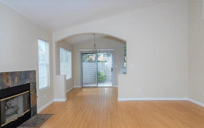 Building Photo - 1621 Splinter Rock Way