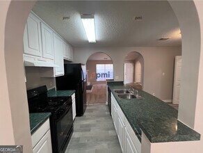 Building Photo - 6256 Serena Cv
