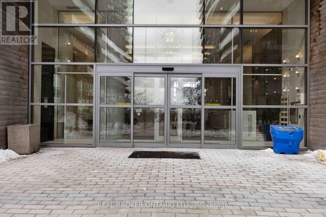 Photo du bâtiment - 56 Annie Craig Dr