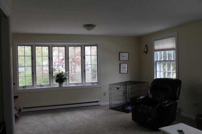 Foto del edificio - Spacious 4 Bedroom Cape