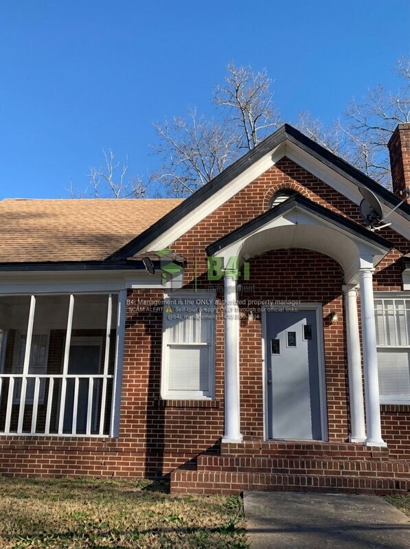 Building Photo - 409 Whitesville Rd