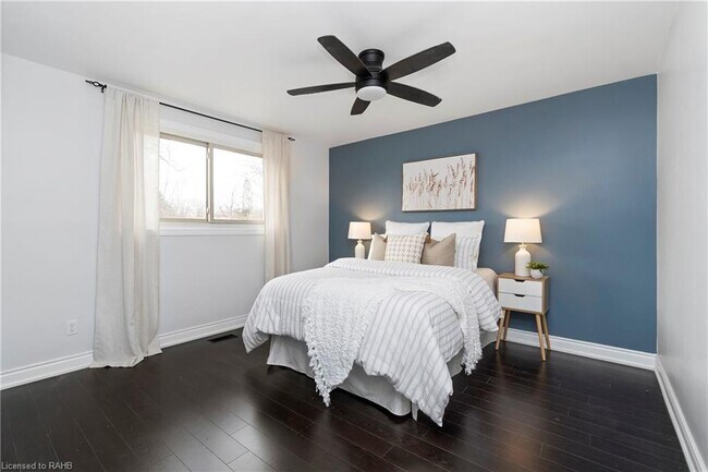Large bedroom 1 - 298 W 18th St