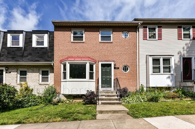 Primary Photo - 3080 White Birch Ct