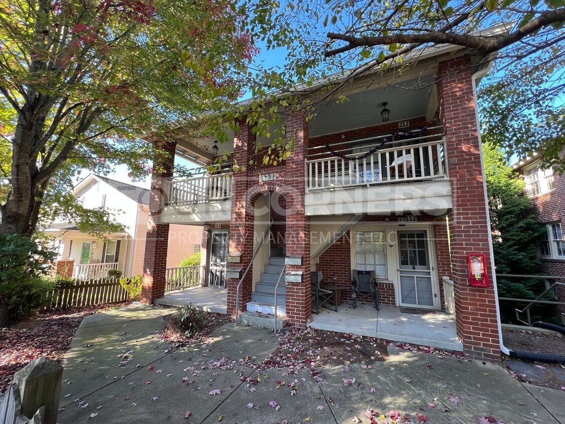 Primary Photo - Unique 1 bedroom 1 bath apartment