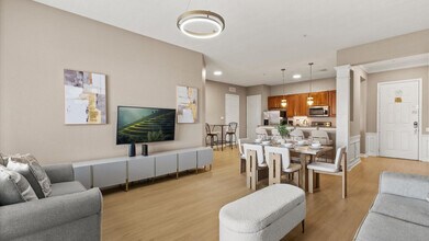 Building Photo - 5037 Shoreway Loop