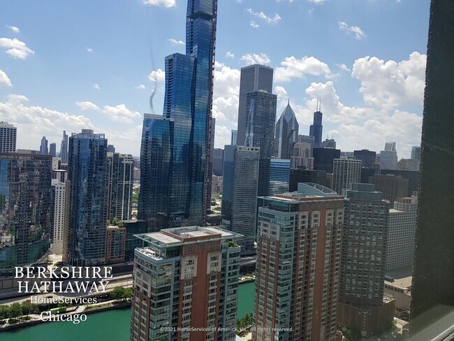 Foto del edificio - 474 N Lake Shore