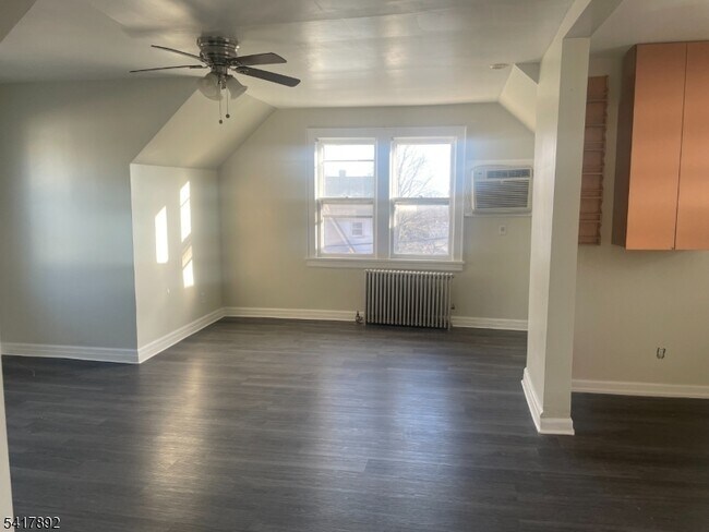 Foto del edificio - 1 Coolidge Pl