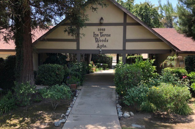 Foto principal - 3563 D St