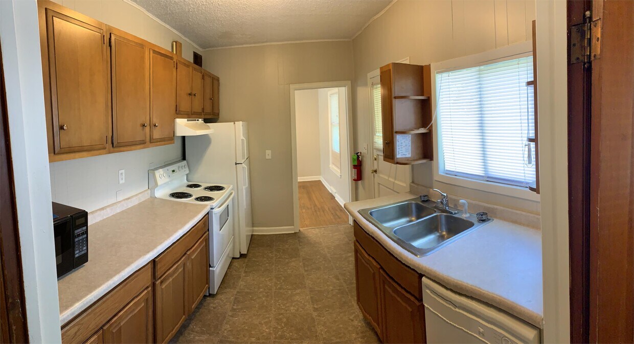 Foto principal - 1121 16th Ave N