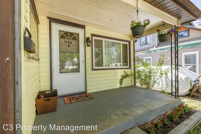 Building Photo - 4 br, 1 bath House - 1126 N. Cleveland Ave