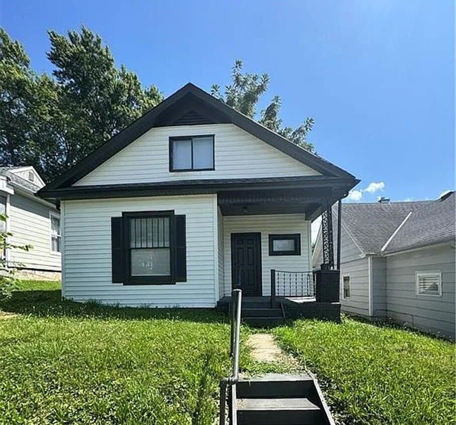 Primary Photo - 3 bedroom 1 bath home