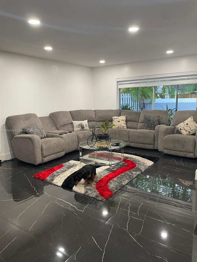Foto del edificio - 14253 SW 96th Terrace