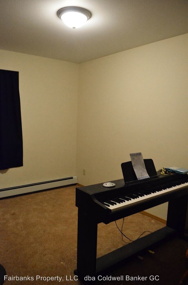 Foto del edificio - 283 W 7th Ave