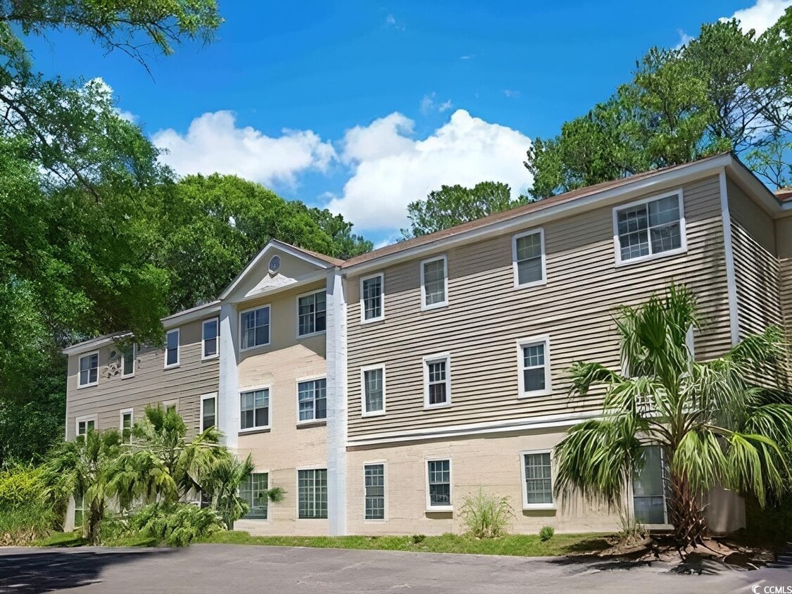 Building Photo - 6840 Blue Heron Blvd