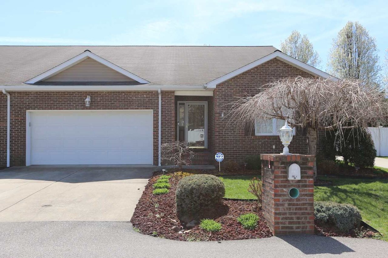 Primary Photo - 81 Township Rd 1370