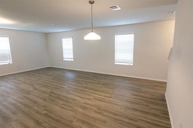 Foto del edificio - 8103 Homestead Rd