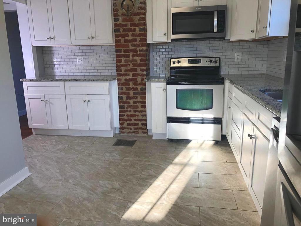 Foto principal - 14770 Bushy Park Rd