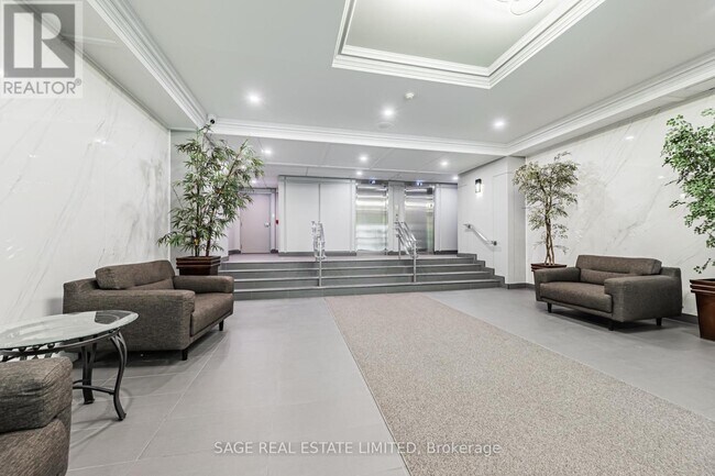 Photo du bâtiment - 975 Warwick Ct