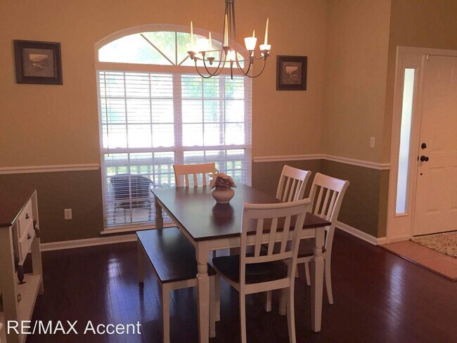 Foto del edificio - 3 br, 2 bath House - 195 Brittany Court