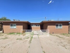 Building Photo - 3049 E Proctor Vista