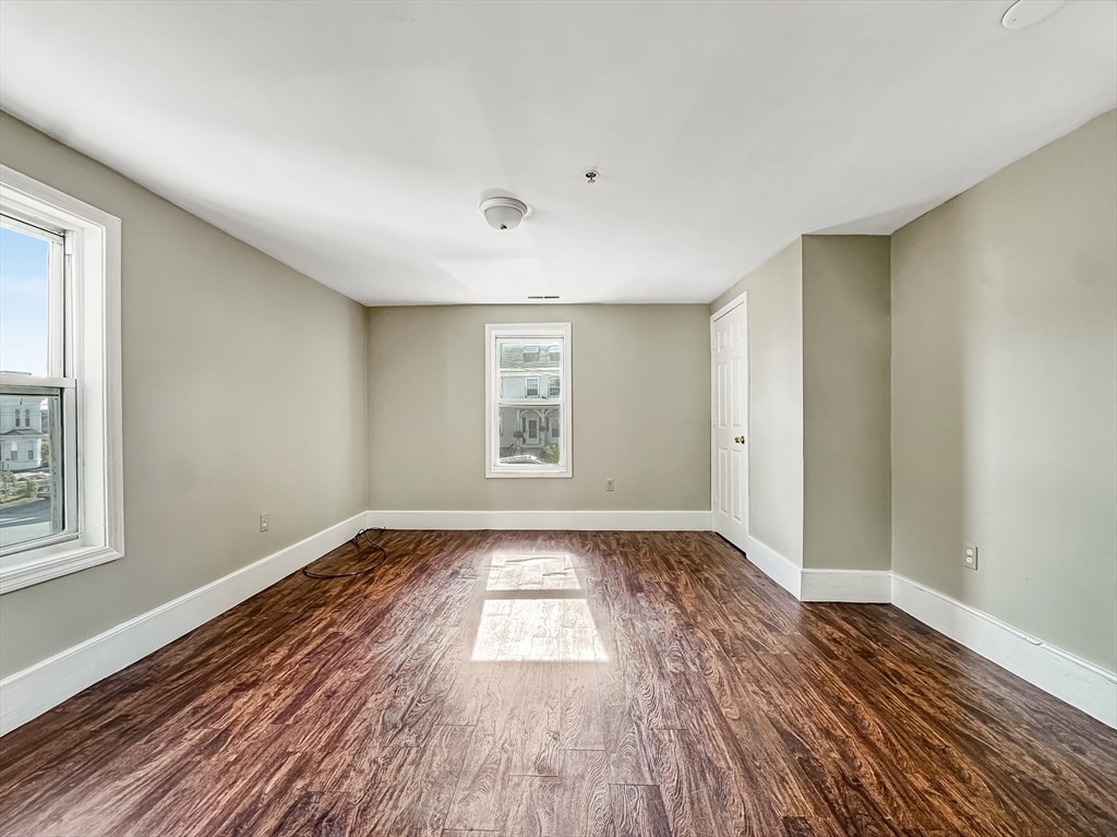 Primary Photo - 128 Mt Washington St
