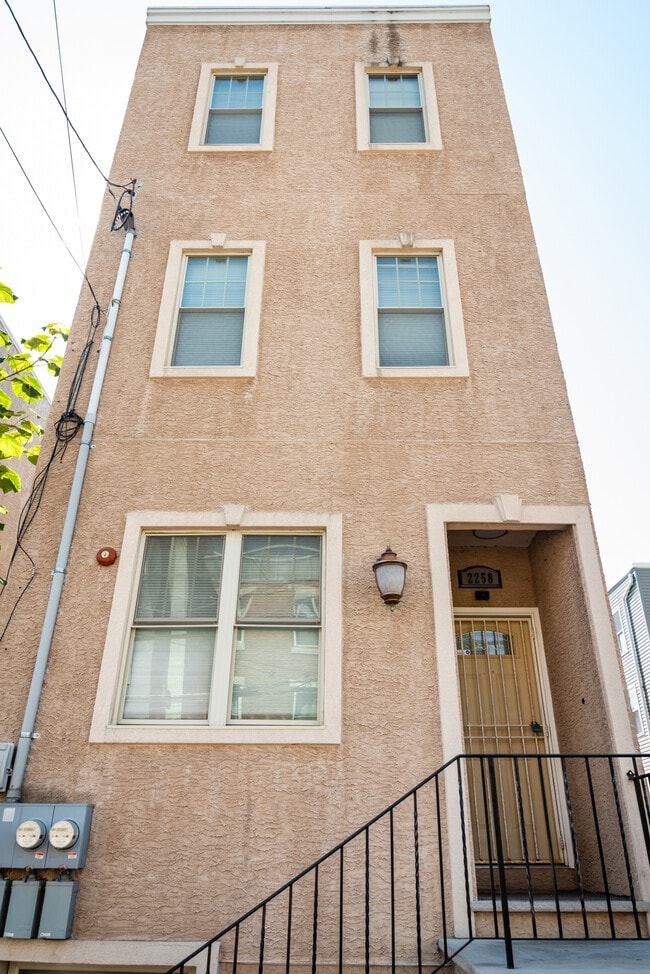 Photo - 2258 N 12th St House