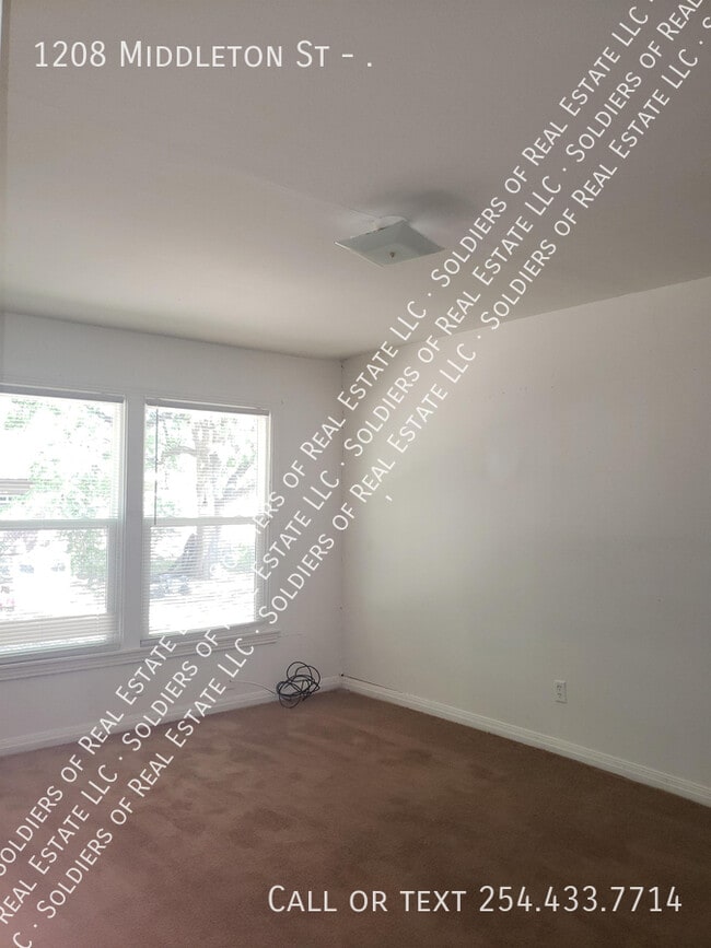 Building Photo - 1208 Middleton St