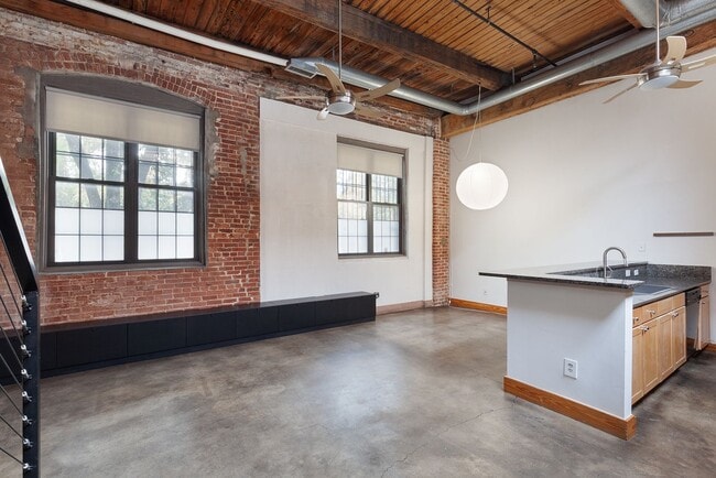 Photo - Industrial-Chic 2/2 Loft with Garage Near ...