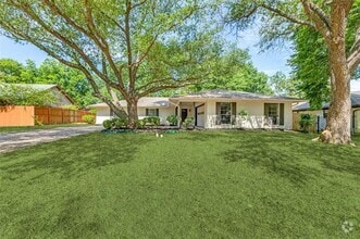 Building Photo - 504 Otter Trail