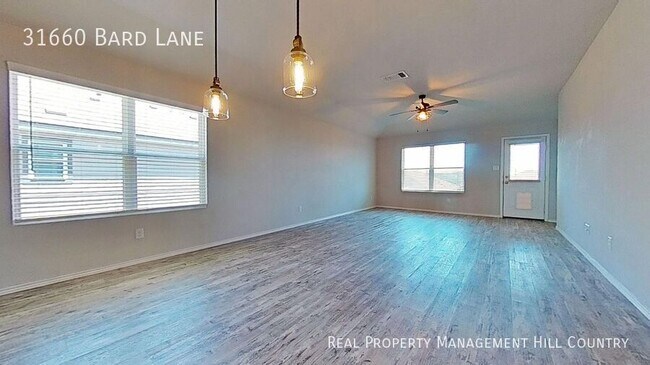 Foto del edificio - 31660 Bard Ln