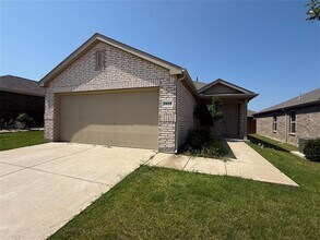 Building Photo - 2833 Highgarden Trl