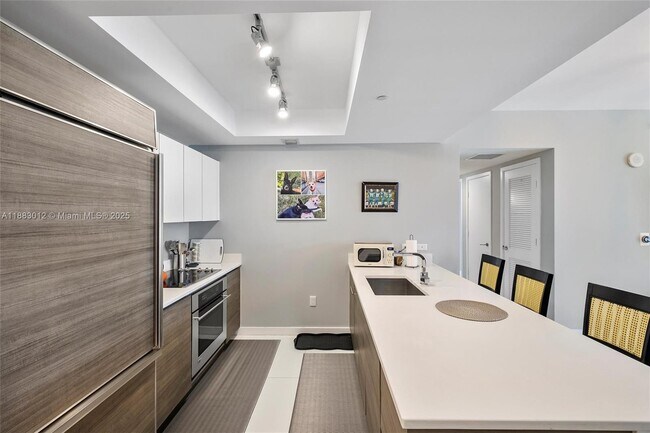 Foto del edificio - 1100 S Miami Ave