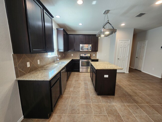 Building Photo - 8107 Rustic Terrace