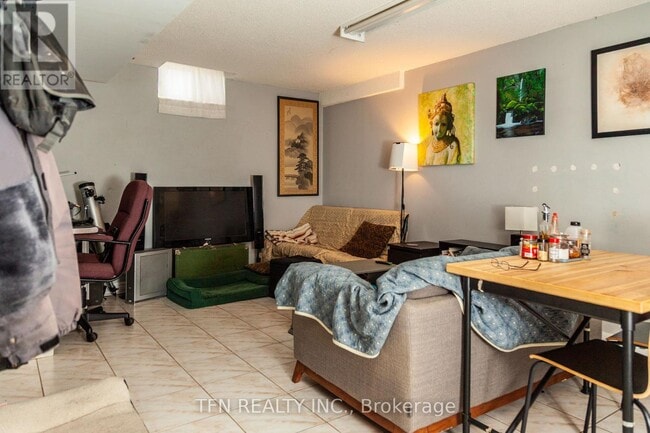 Building Photo - 5 Belwood Blvd