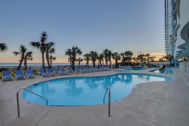Foto del edificio - 2300 N Ocean Blvd