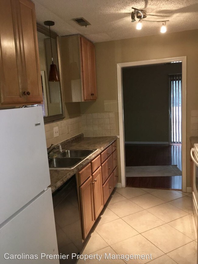 Building Photo - 10402 Osprey Dr