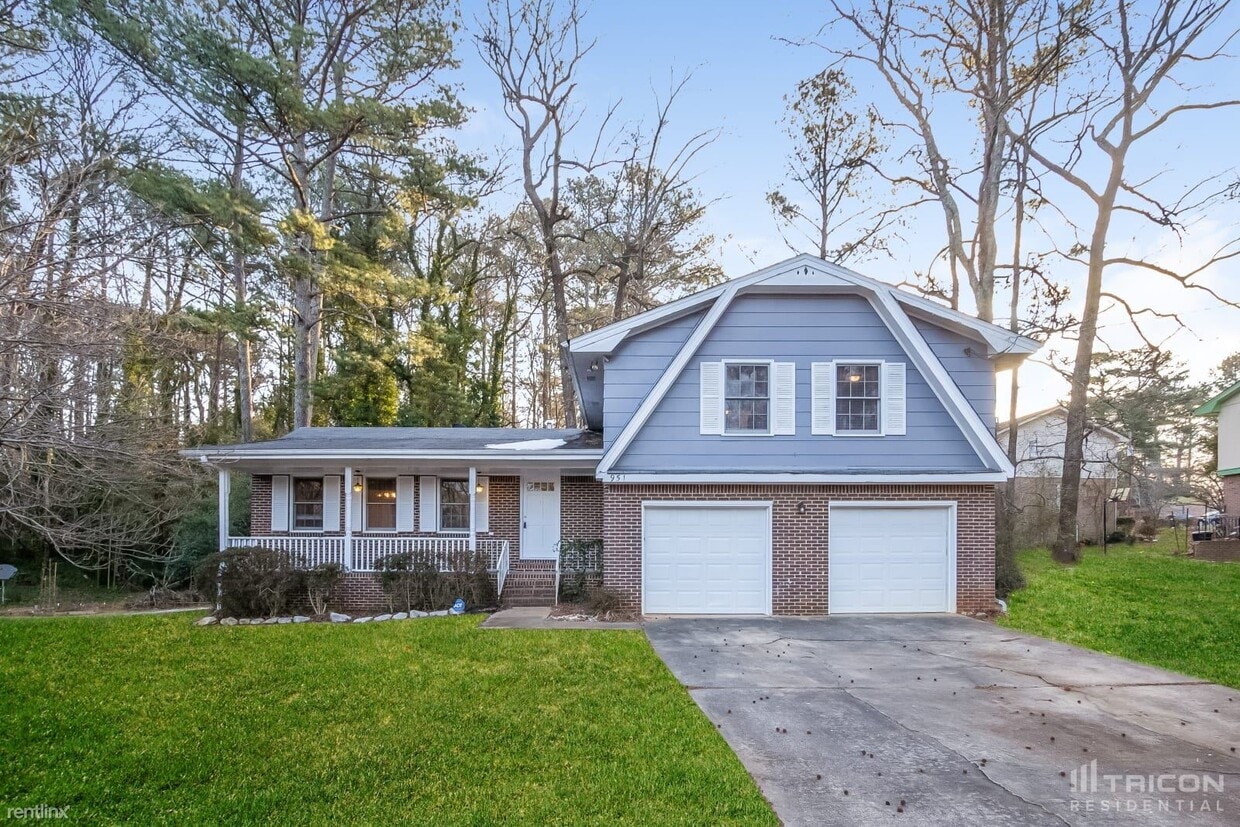 Primary Photo - 951 Bramwell Ct