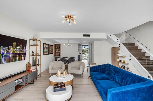 Foto del edificio - 1305 NW 122nd Terrace