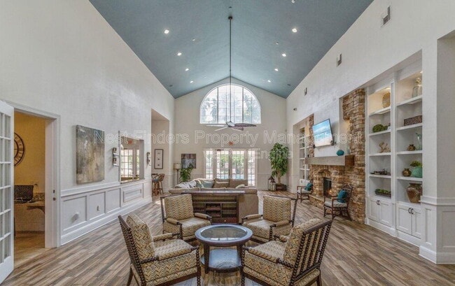 Foto del edificio - 8550 Touchton Rd