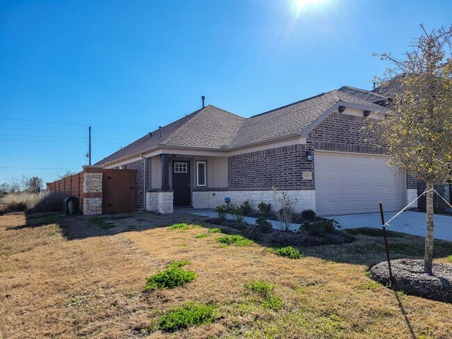 Building Photo - 32403 Dew Crest St