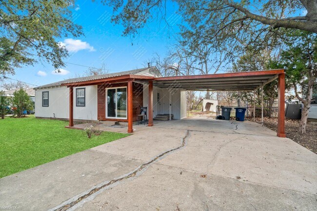 Building Photo - 2 br, 1 bath House - 1404 Sleepy Hollow Dr